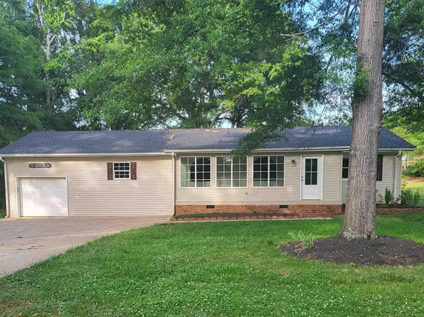 111 Keeler Dr, Pelzer, SC 29669