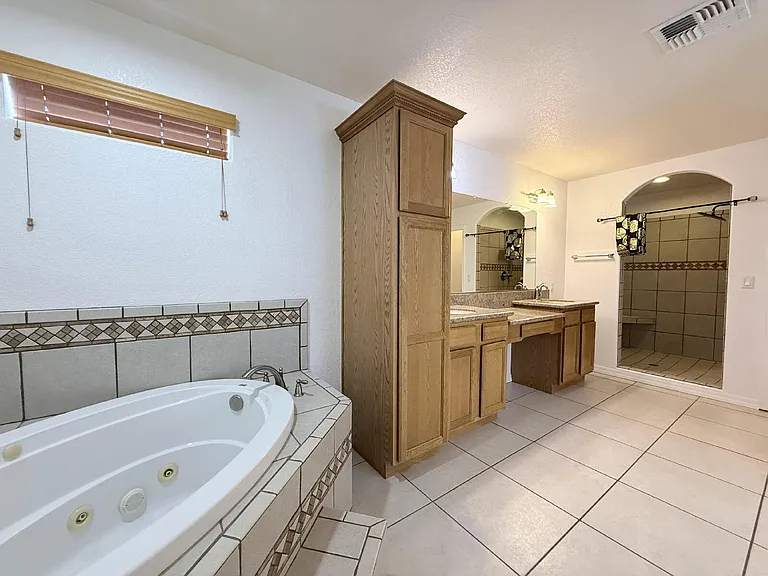 926 Stahlman Dr — Photo 25