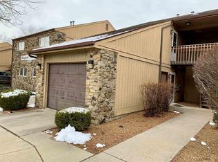 2221 Hillcrest Ave APT B, Plymouth, IN 46563