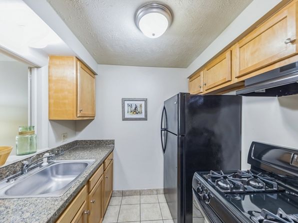 39 Central Ave APT 304