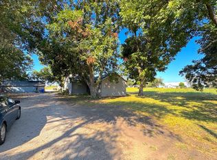 4213 N Main St, Taylor, TX 76574