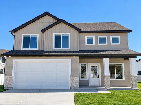 596 Curlew Dr, Ammon, ID 83401