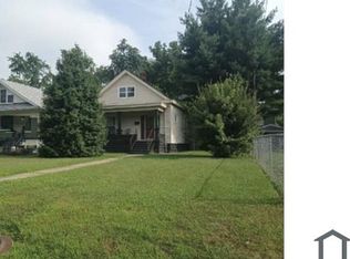 3221 Grand Ave, Louisville, KY 40211