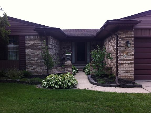 2nd image of 46425 Bartlett Dr