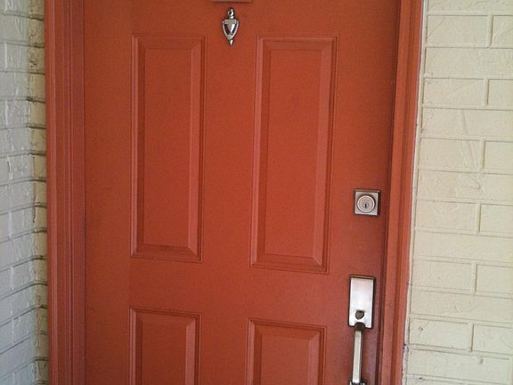 2nd image of 3756 Idlebrook Cir