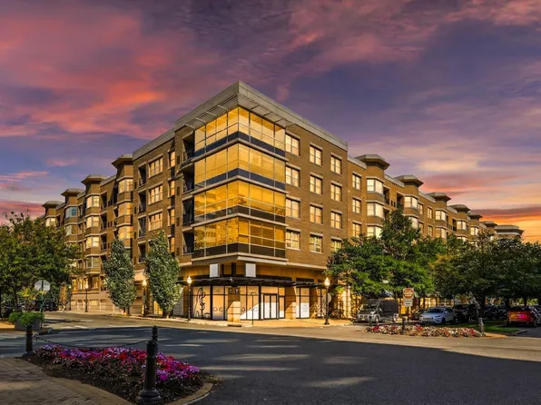 20 Avenue At Port Imperial #233/235, West New York, NJ 07093