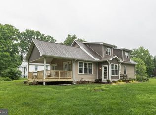 7827 Eleanore Dr, Glen Burnie, MD 21061