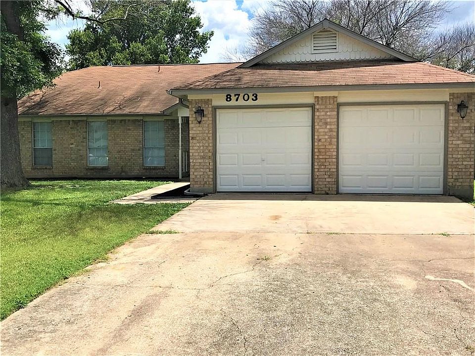 1st image of 8703 Pineridge Dr #A