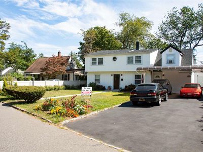7 Arbor Ln, Westbury, NY, 11590