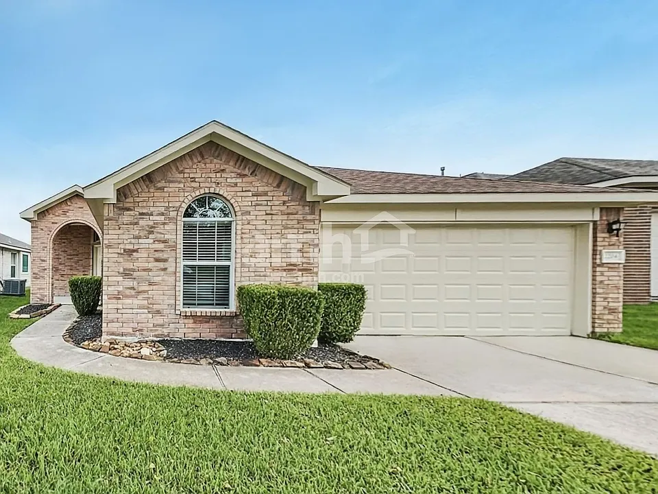 2204 Perkins Crossing Dr