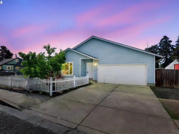 405 N 16th St, Cottage Grove, OR 97424