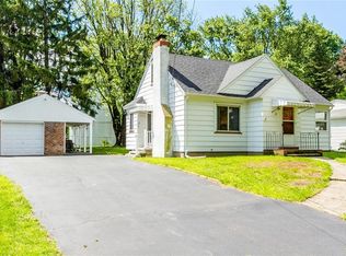 265 Chestnut Ridge Rd, Rochester, NY 14624