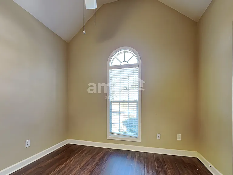 1268 Beaverton Trl — Photo 15