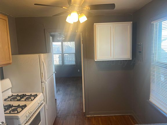 4th image of 1210 SW 11th Ave #C
