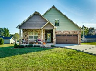 1519 Lake Villa Cir, Cookeville, TN 38506