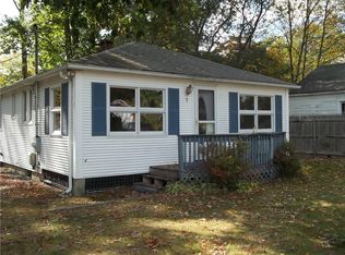 5 Burgate St, Glocester, RI 02814