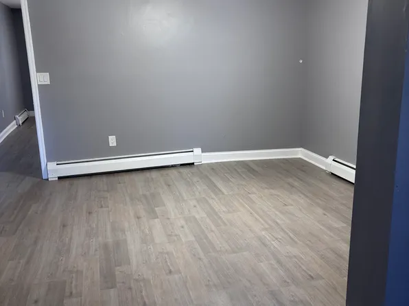 267 S Main St, Milltown, NJ 08850