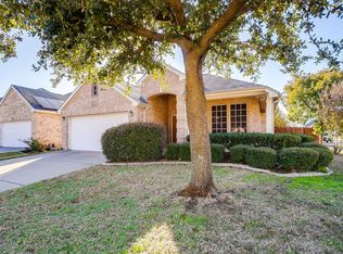 1030 Shortleaf Pine Dr, Arlington, TX 76012