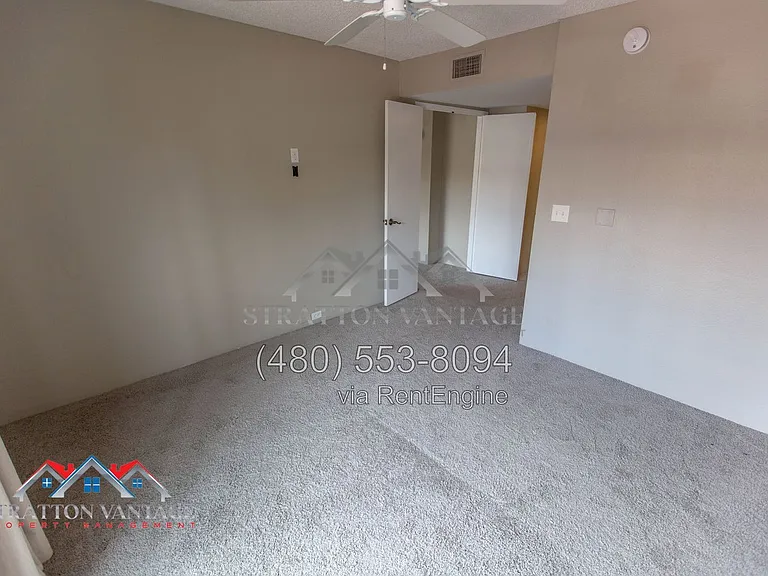 7557 N Dreamy Draw Dr #208 — Photo 23