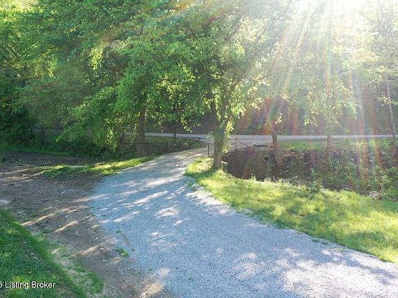 5th image of 1255 Love Ridge Rd Lot 3