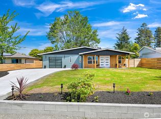 3938 Cliffside Dr, Bellingham, WA