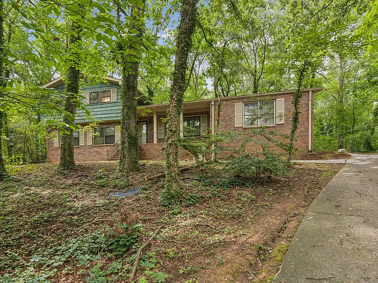 2600 Lantern Ln — Photo 18