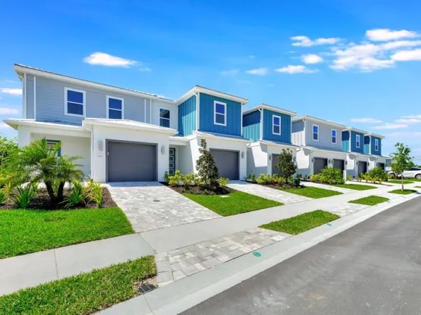 7869 Spectrum Dr, Kissimmee, FL 34747