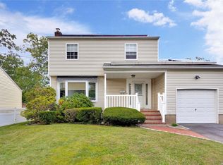 765 Elmwood Rd, West Babylon, NY 11704