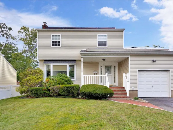 765 Elmwood Road, West Babylon, NY 11704