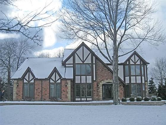1st image of 10672 Tudor Cir