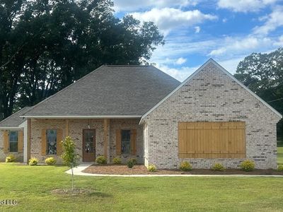 32 Village Cir, Benton, MS, 39039