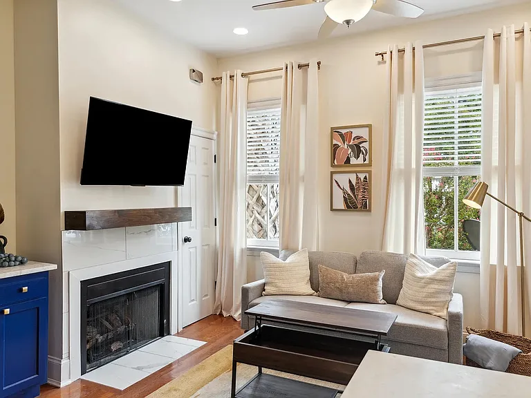 426 Race St #A — Photo 9