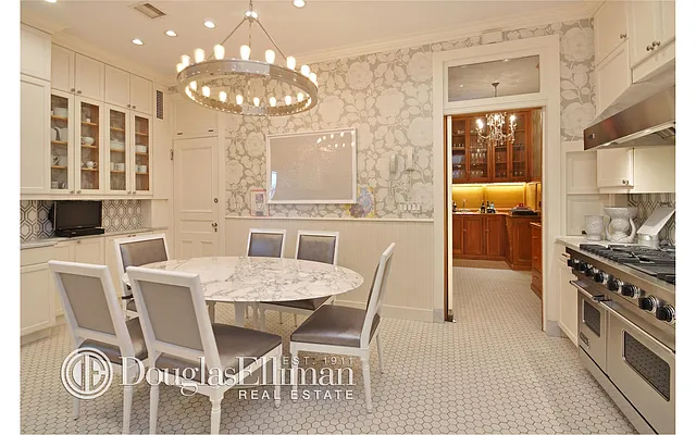 Rented by Douglas Elliman | media 20