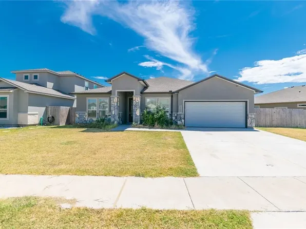 1805 Monterey Bay Dr, Portland, TX 78374