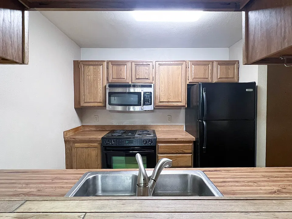 380 E 11th Ave #226