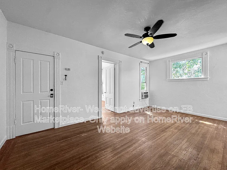 2523 P St #4 — Photo 3
