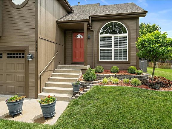 2nd image of 1754 Bridget Pl