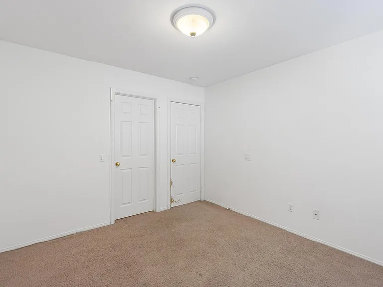 23764 Cloverleaf Way — Photo 17