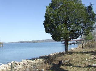 165 Shoreline Dr, Spring City, TN 37381