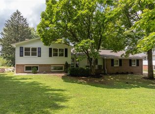 2035 Melody Ln, Anderson, IN 46012