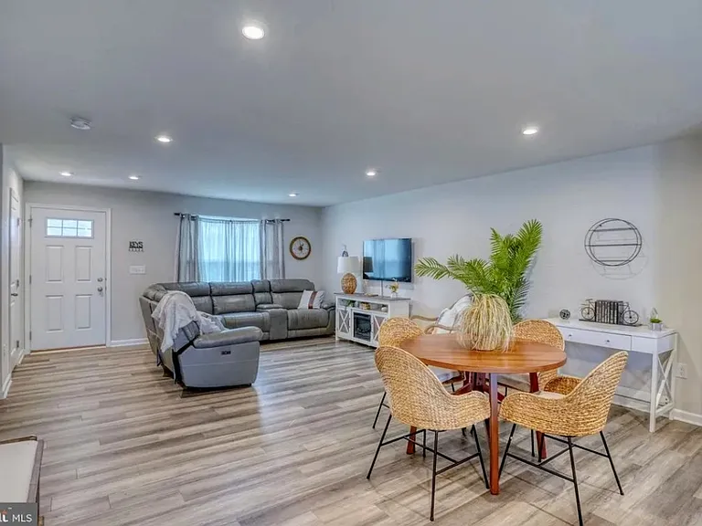 32092 Windjammer Dr — Photo 8
