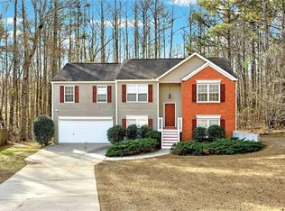 34 Clover Ct, Powder Springs, GA 30127