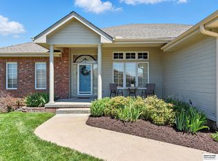 6427 N 160th Ave, Omaha, NE 68116