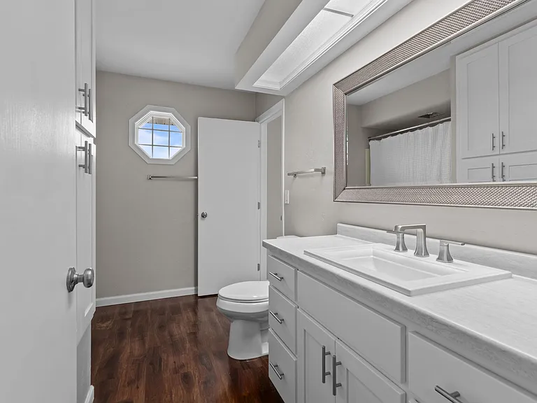 W6157 Aerotech Dr — Photo 32