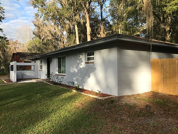 5th image of 3807 NW 28th Ter