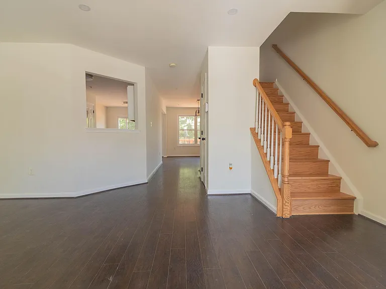 11525 Leland Pl — Photo 6
