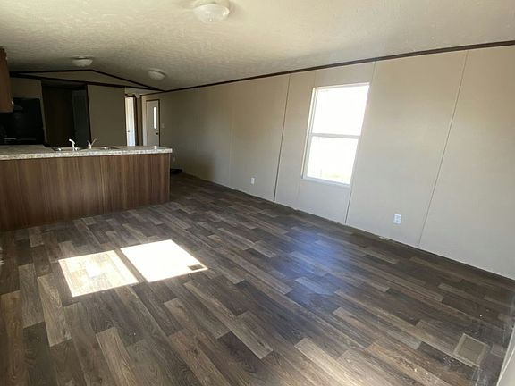 2nd image of 500 Talbot Ave #B-057