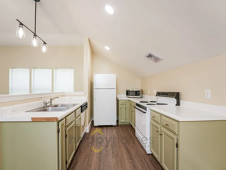 3470 Bohicket Rd #C — Photo 8