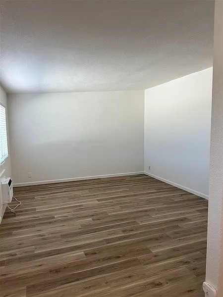 2 bed, 1.0 bath, 720 sqft, $1,125 — Photo 3