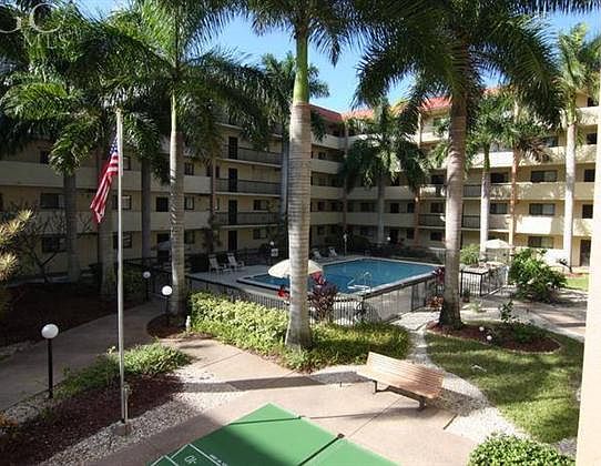 1st image of 2121 Collier Ave APT 501